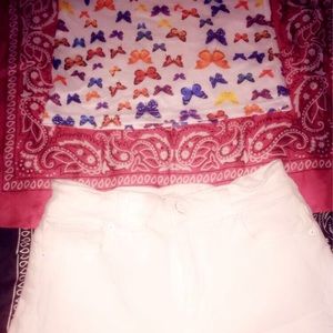 white shorts n a take top for 13$